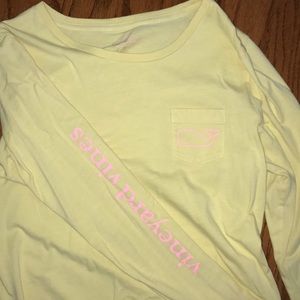 Long Sleeve Whale Graphic Pocket-Tee